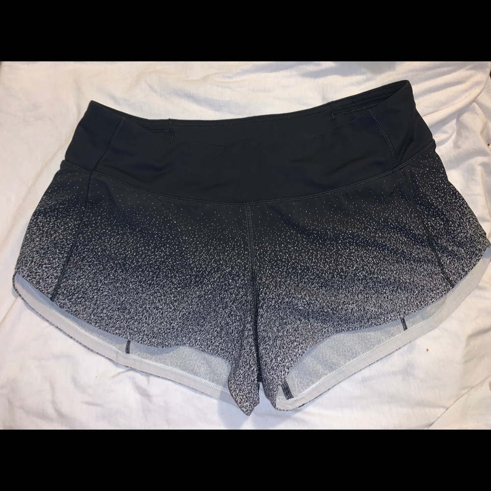 Lululemon shorts size 4